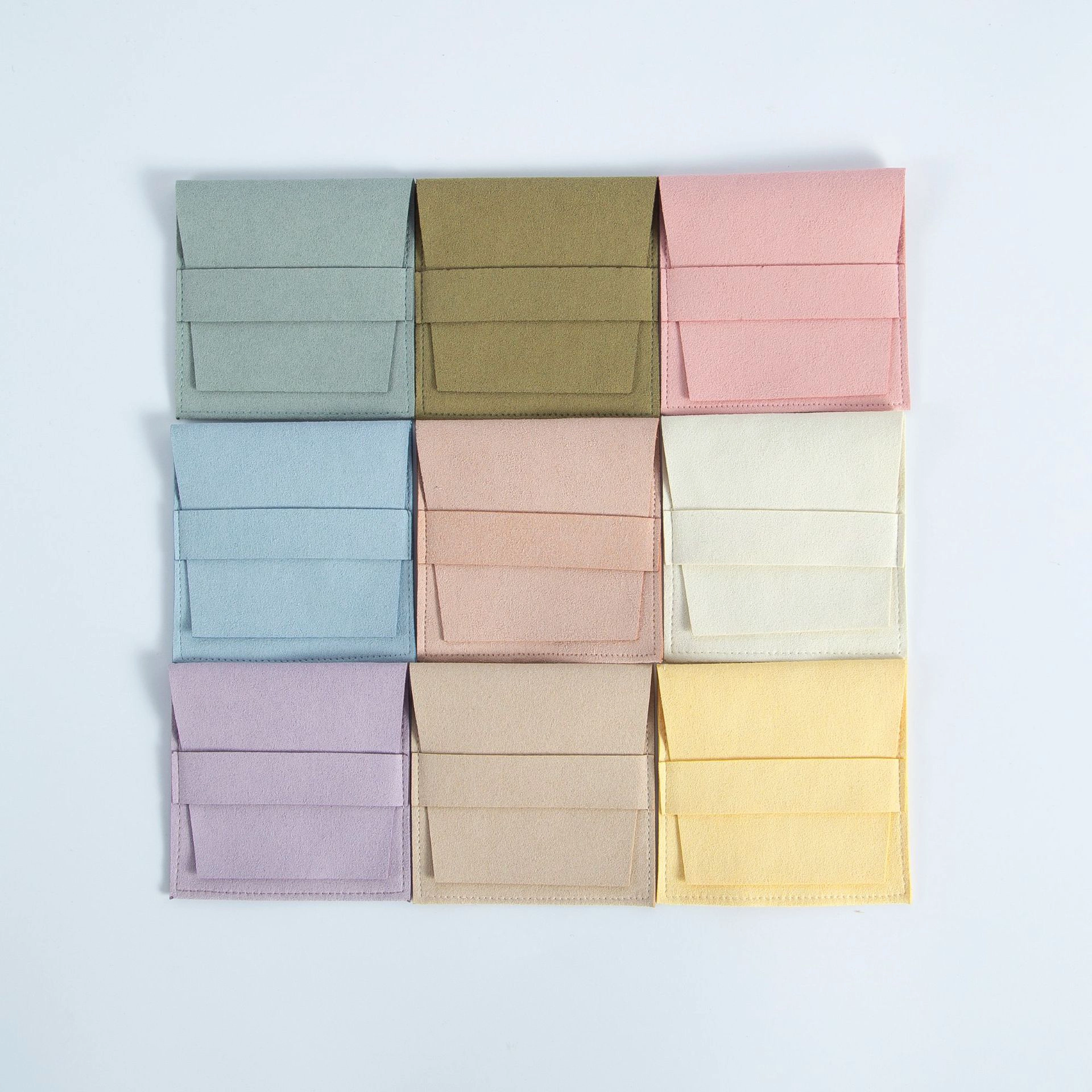 Jewelry Pouches with Band