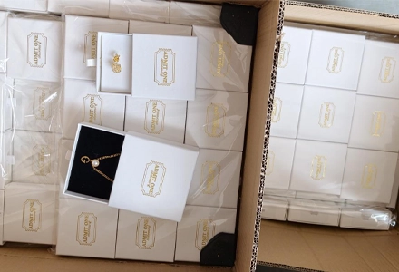 mass production jewelry packaging